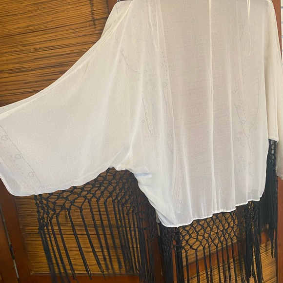 Kimono - Picture 3 of 6